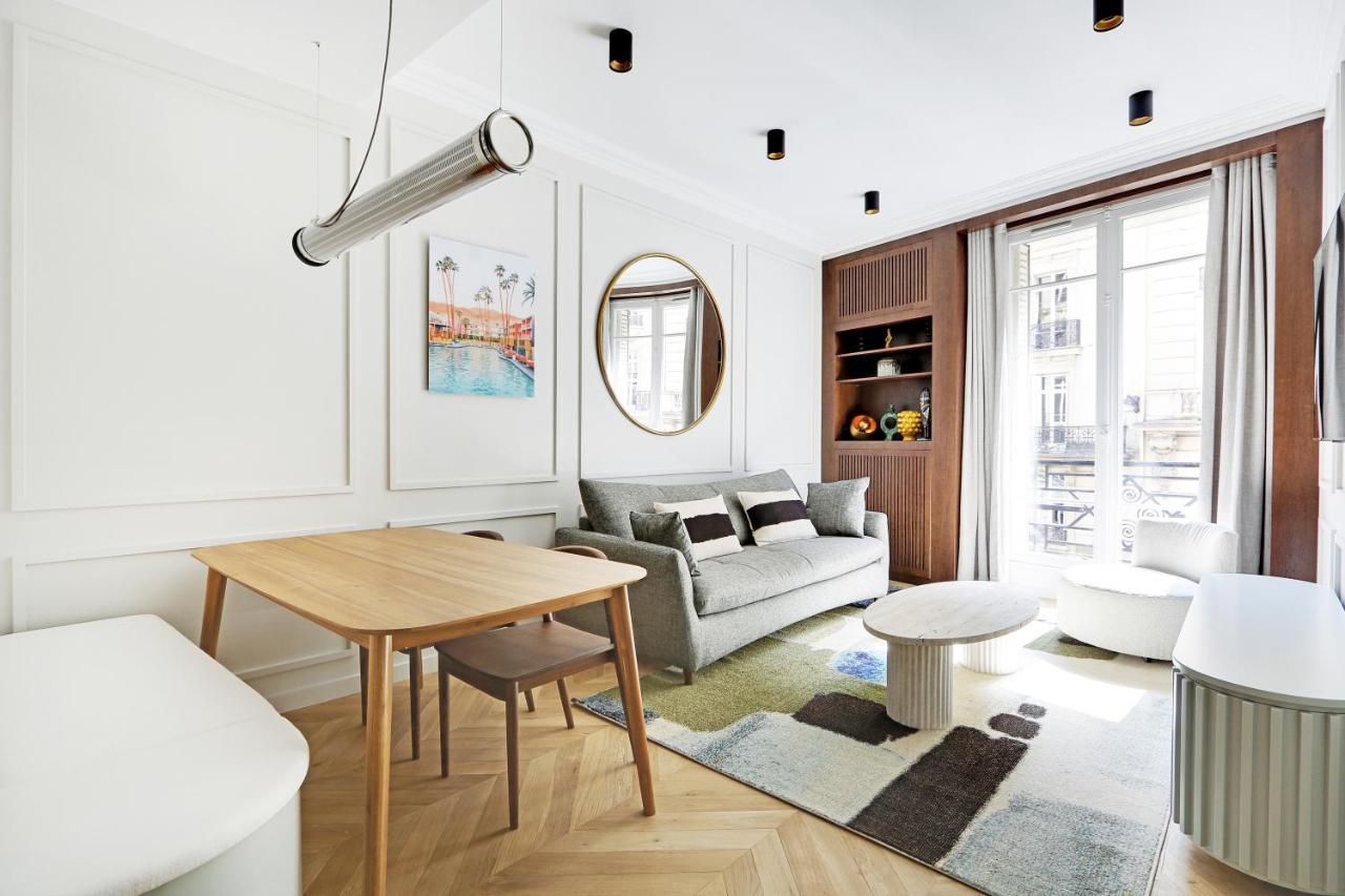 Pick A Flat'S Apartment In Triangle D'Or - Pierre 1Er De Serbie Париж Экстерьер фото